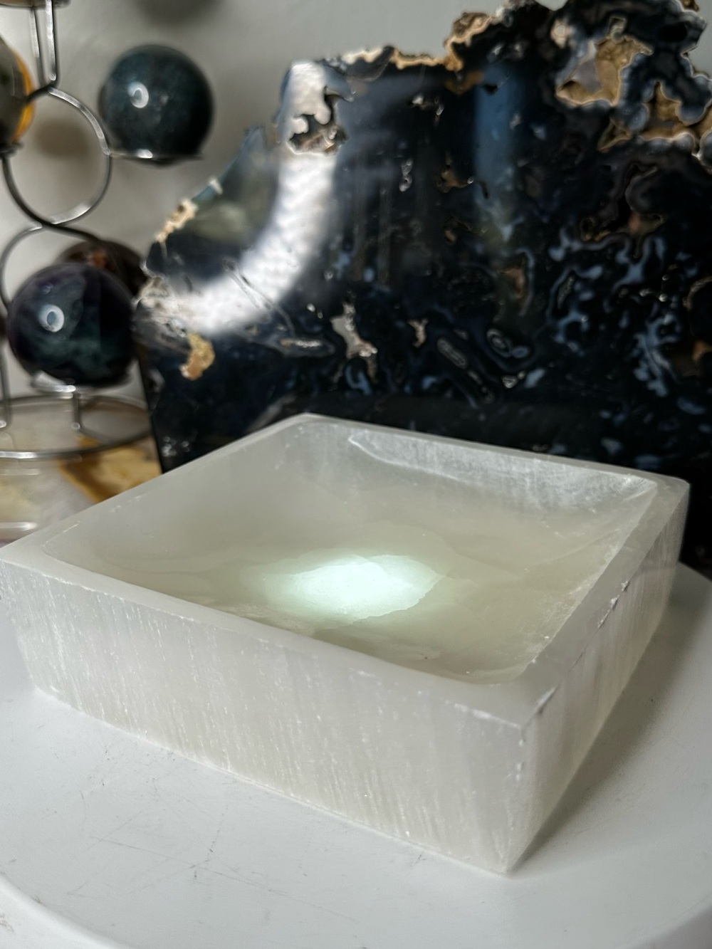 Large Square-Shaped Selenite Bowl SB02